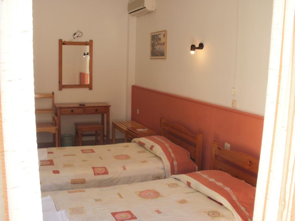 Skevoulis Studios Benitses  Kamer foto